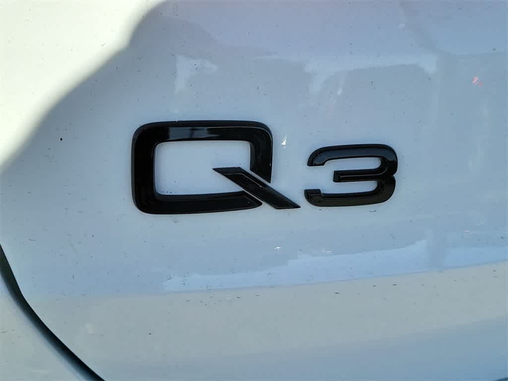 Thumbnail: 2025 Audi Q3 - 15