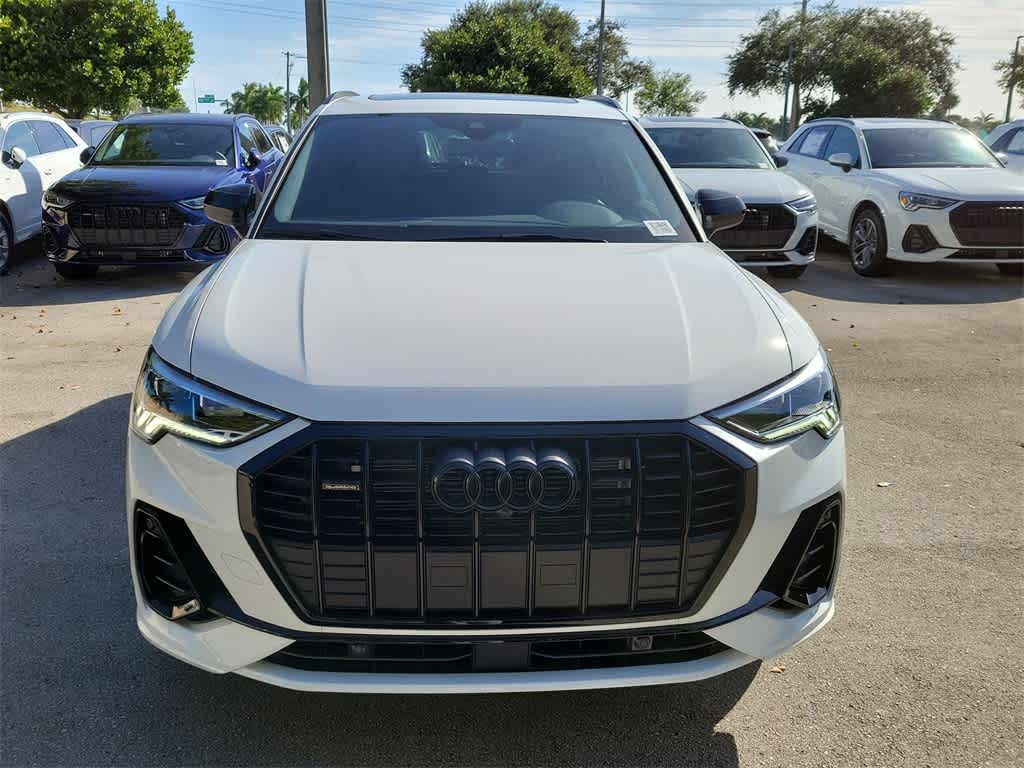 Thumbnail: 2025 Audi Q3 - 14