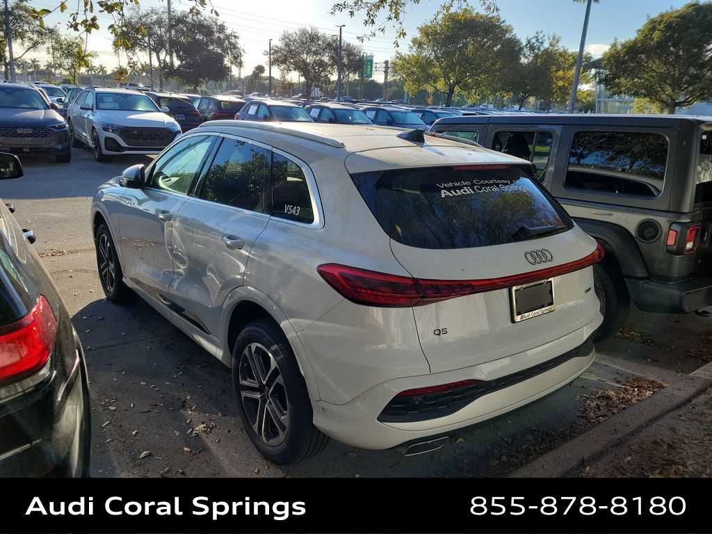 Thumbnail: 2025 Audi Q5 - 13