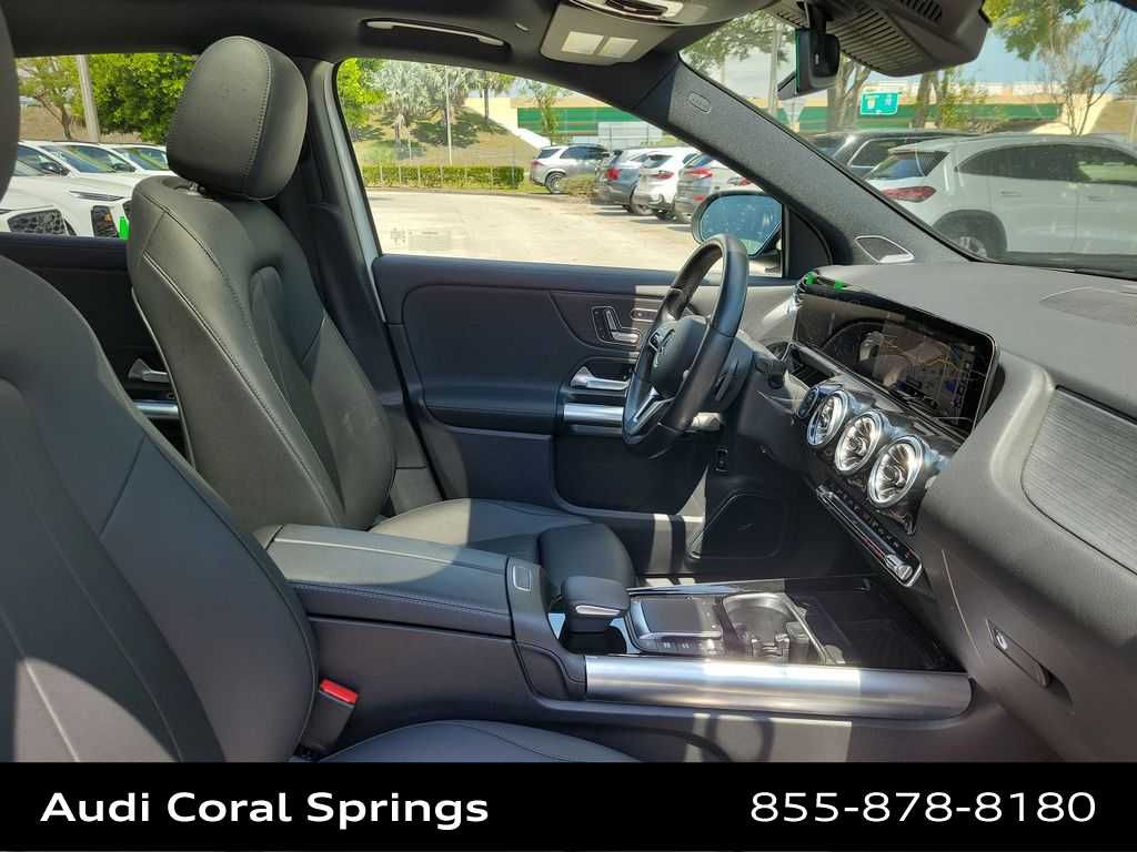 Thumbnail: 2023 Mercedes-Benz GLA - 22