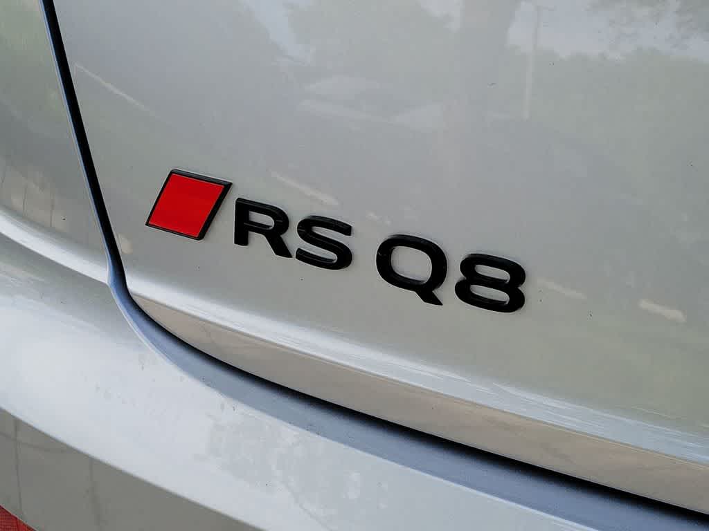 Thumbnail: 2026 Audi RS Q8 - 7
