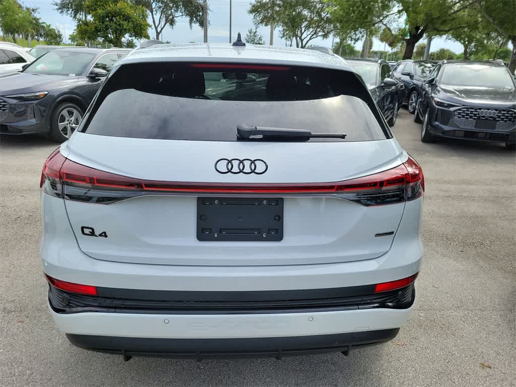 Thumbnail: 2026 Audi Q4 e-tron - 5