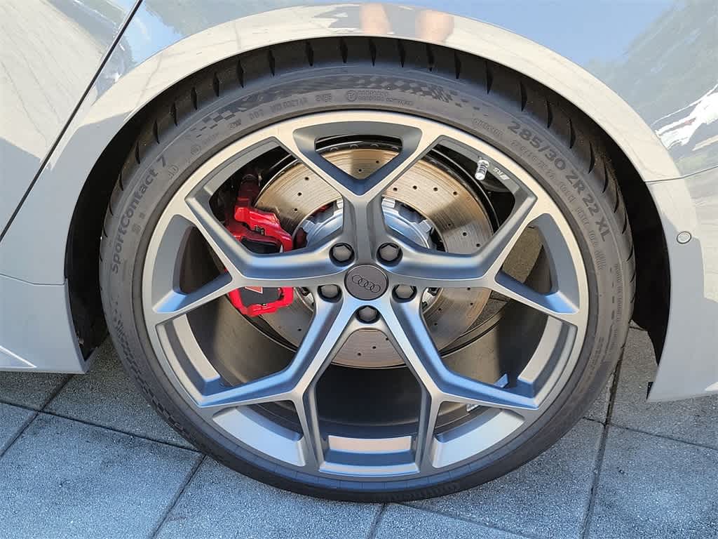 Thumbnail: 2026 Audi RS 6 - 16