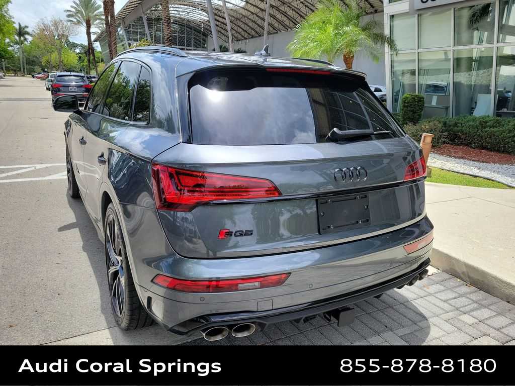 Thumbnail: 2024 Audi SQ5 - 6