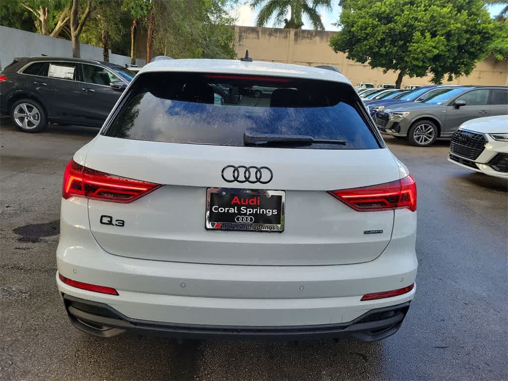 Thumbnail: 2025 Audi Q3 - 13