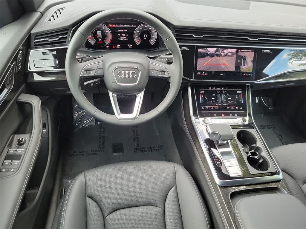 Thumbnail: 2026 Audi Q8 - 18