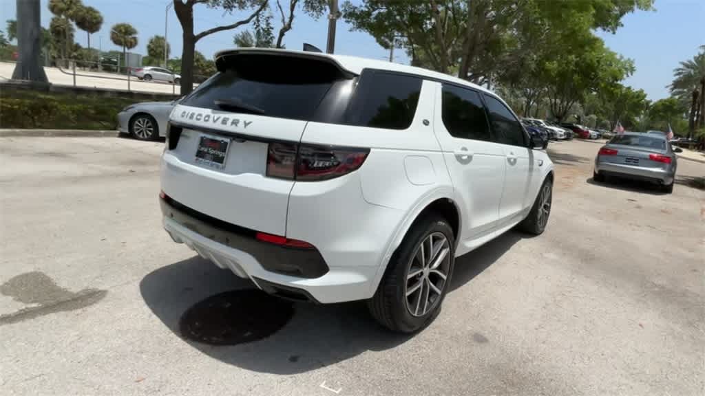 2024 Land Rover Discovery Sport S 8