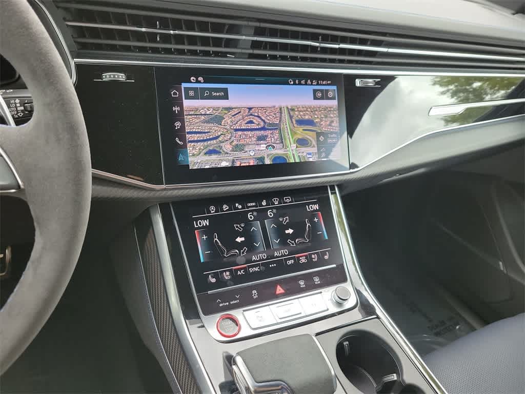 Thumbnail: 2026 Audi RS Q8 - 24