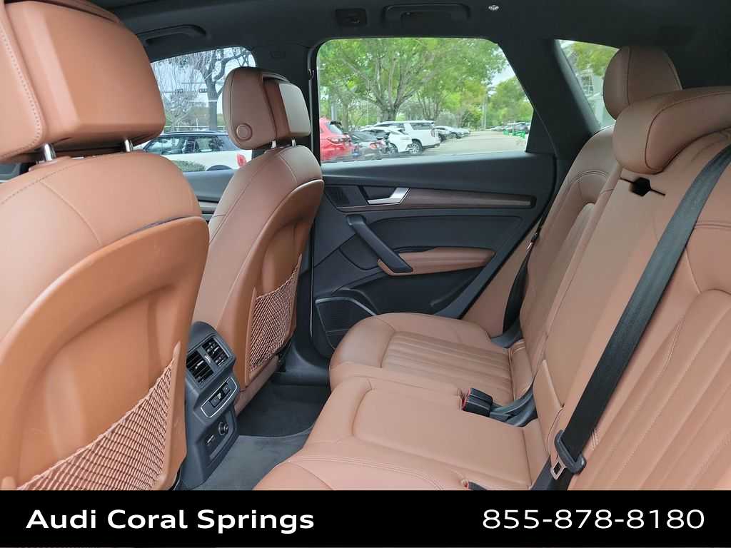 Thumbnail: 2022 Audi Q5 - 20