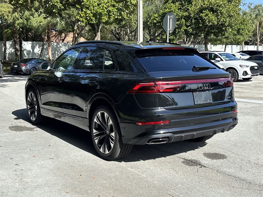 Thumbnail: 2025 Audi Q8 - 18