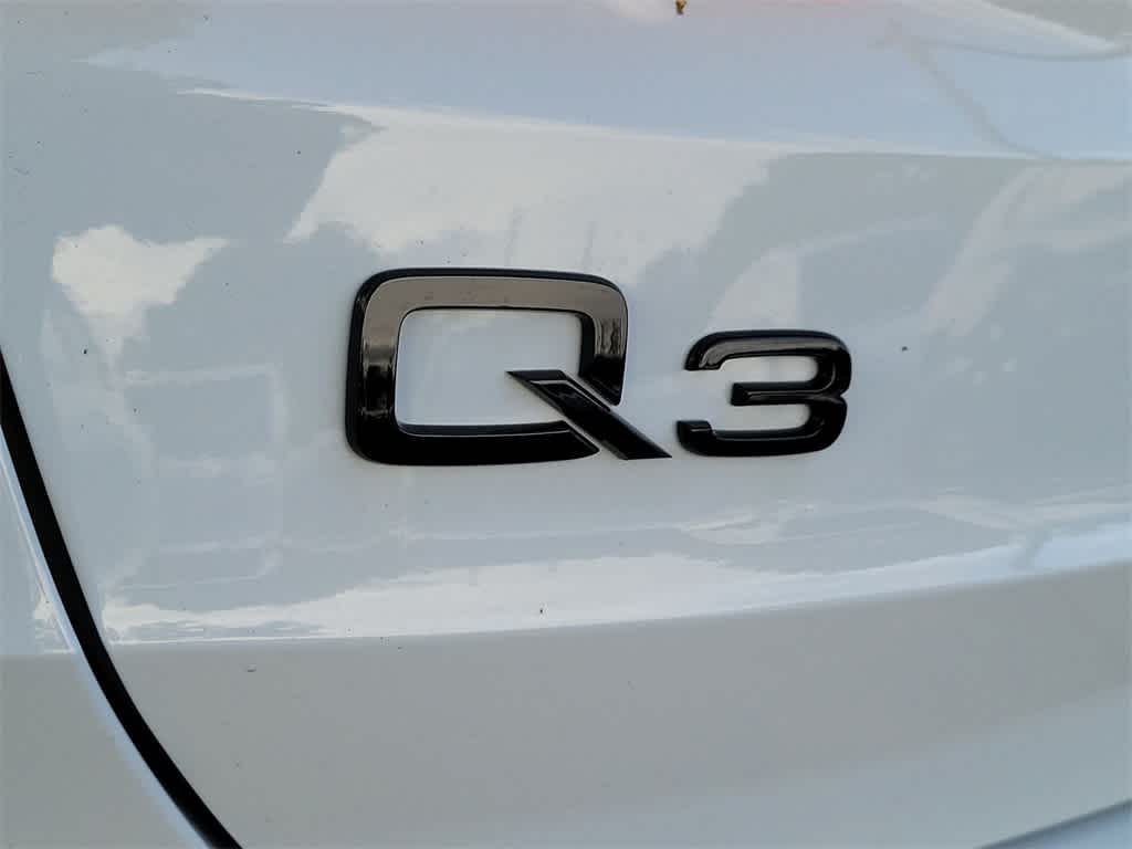 Thumbnail: 2025 Audi Q3 - 7