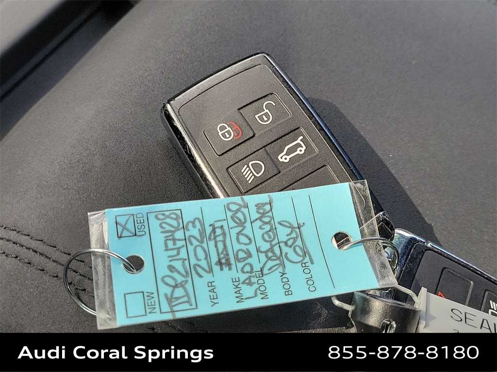 Thumbnail: 2023 Land Rover Defender - 28