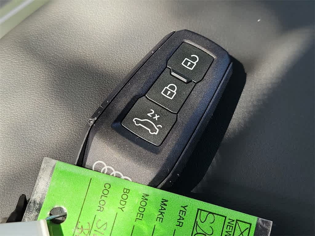 Thumbnail: 2025 Audi Q5 - 20