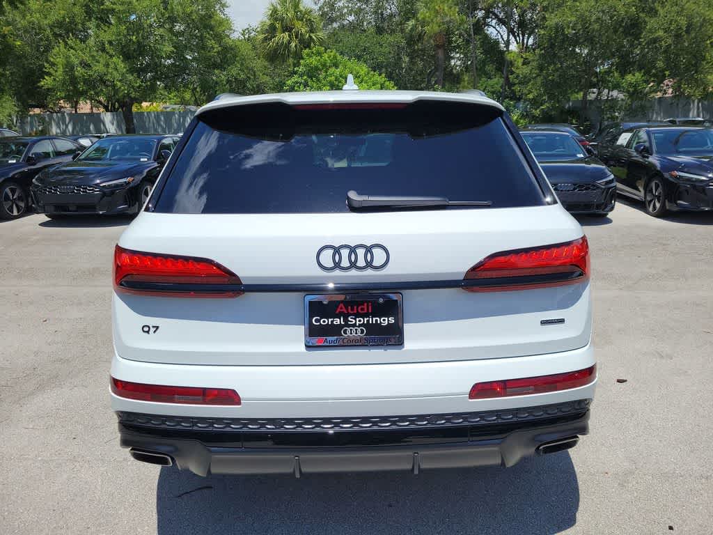 Thumbnail: 2026 Audi Q7 - 5