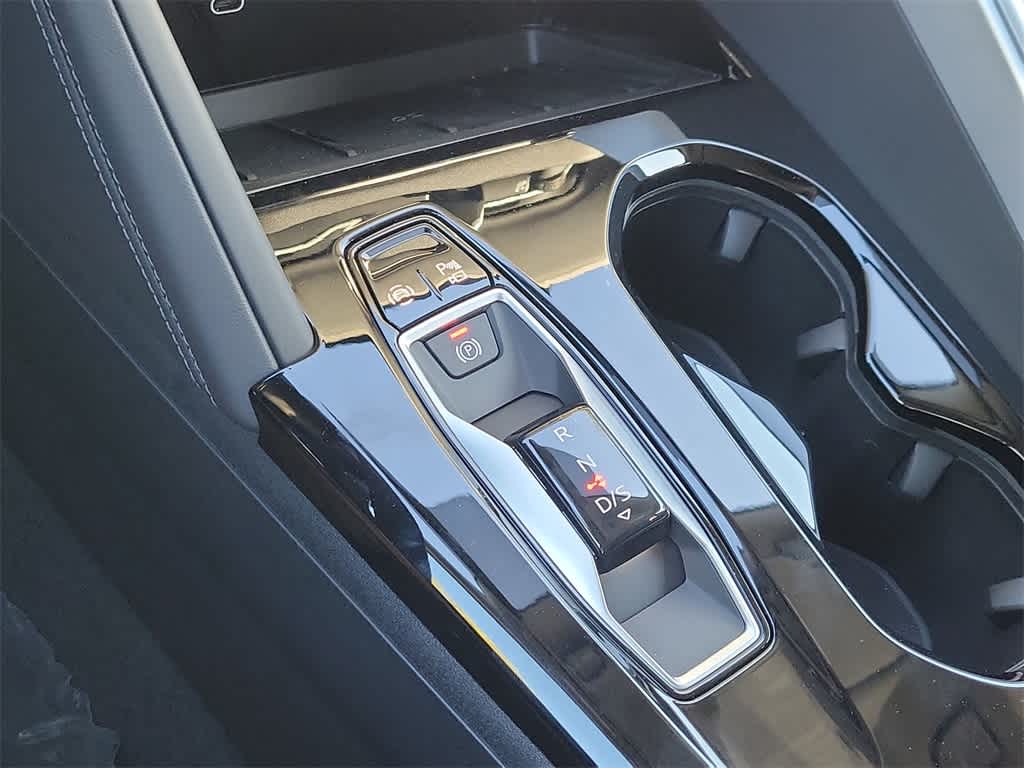 Thumbnail: 2025 Audi Q5 - 17