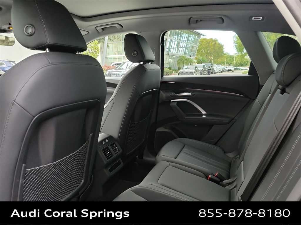 Thumbnail: 2025 Audi Q5 - 20