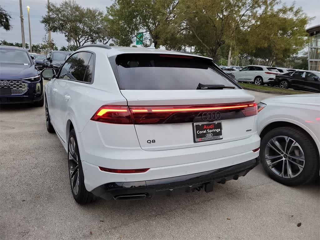 Thumbnail: 2026 Audi Q8 - 6