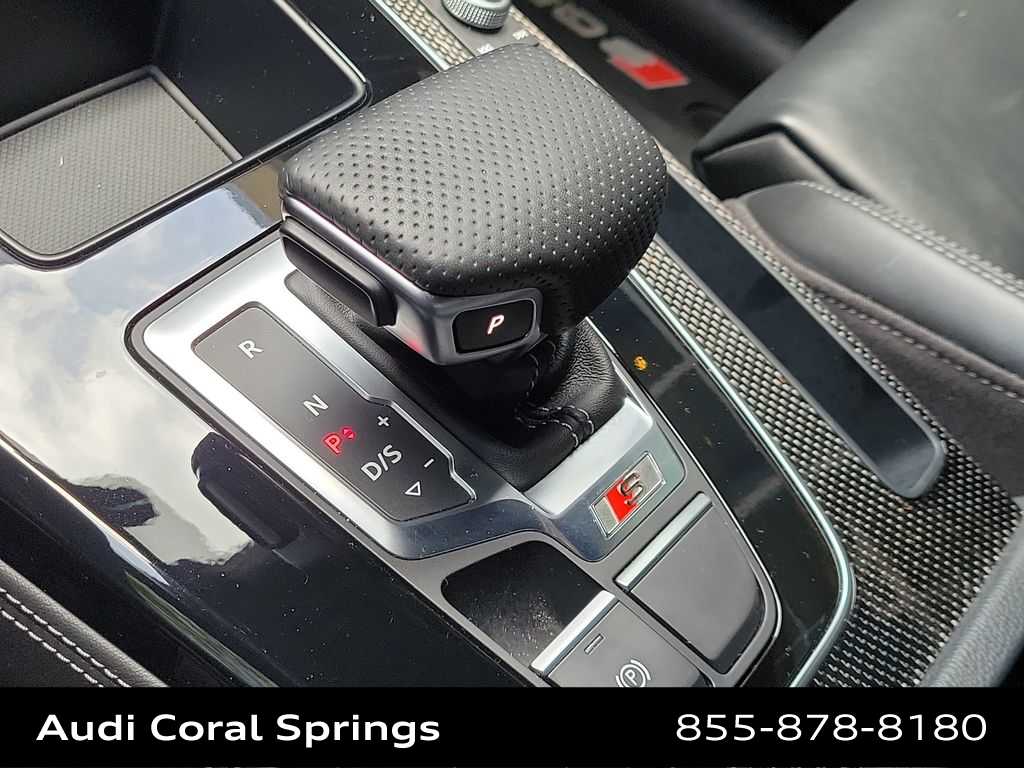 Thumbnail: 2024 Audi SQ5 - 25