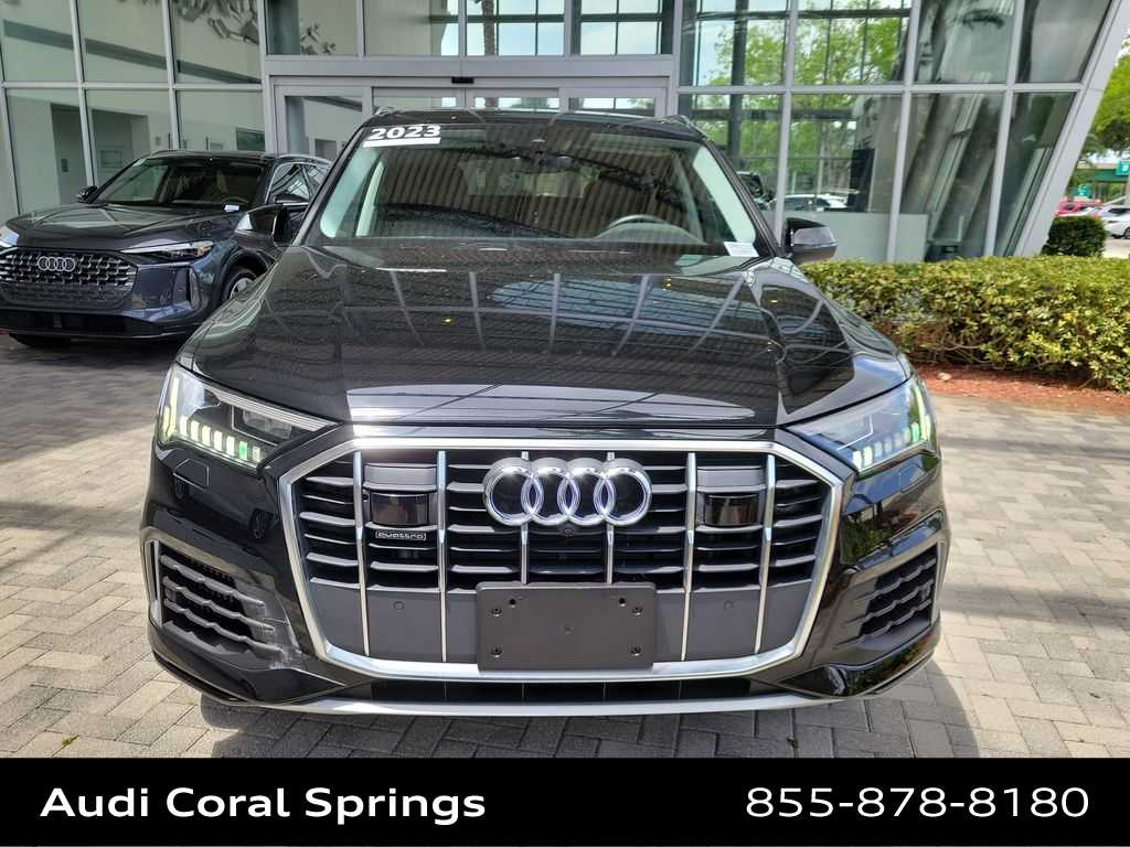 Thumbnail: 2023 Audi Q7 - 3