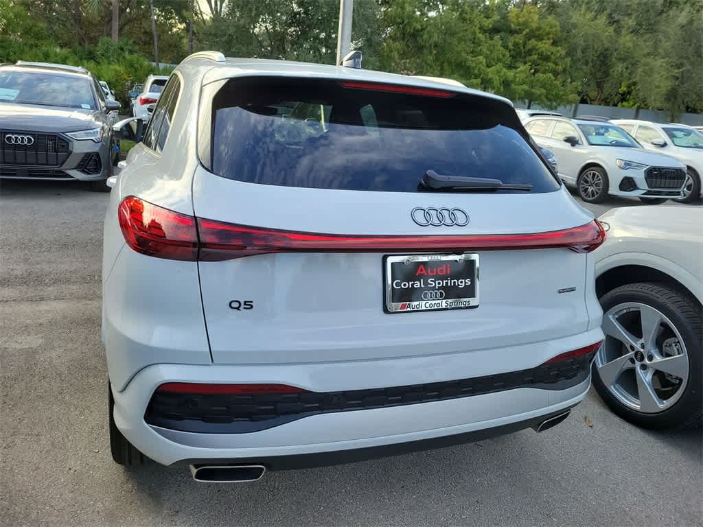 Thumbnail: 2025 Audi Q5 - 3
