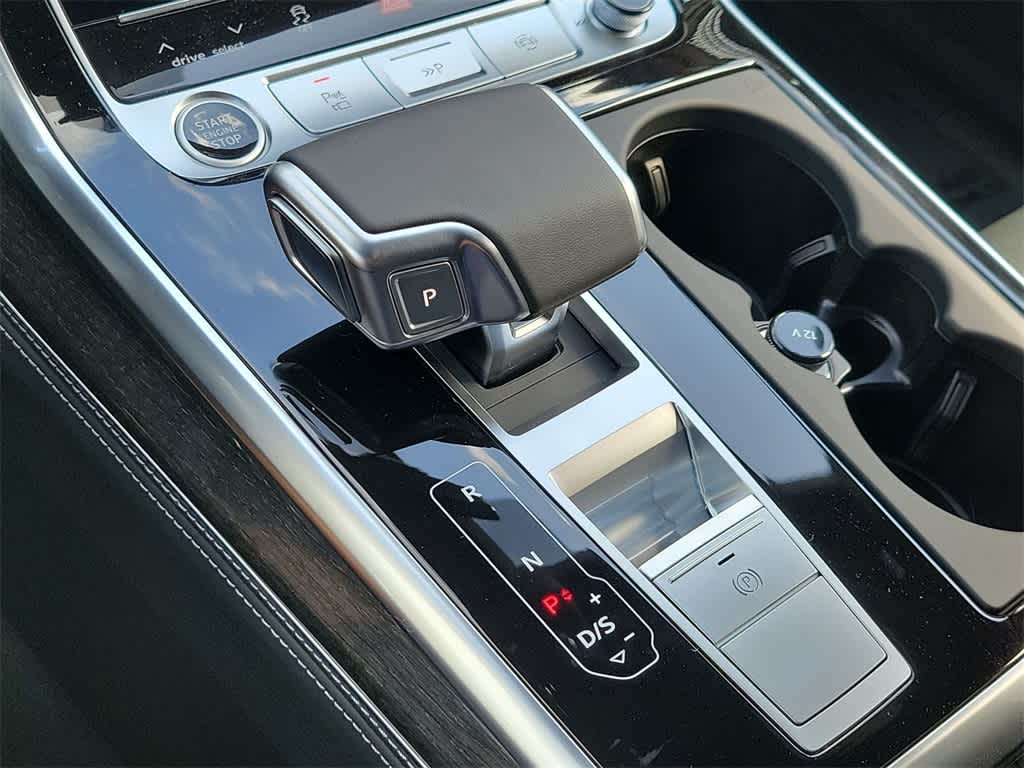 Thumbnail: 2026 Audi Q7 - 17