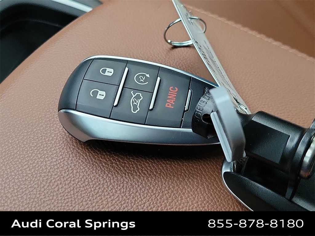 Thumbnail: 2022 Alfa Romeo Giulia - 20