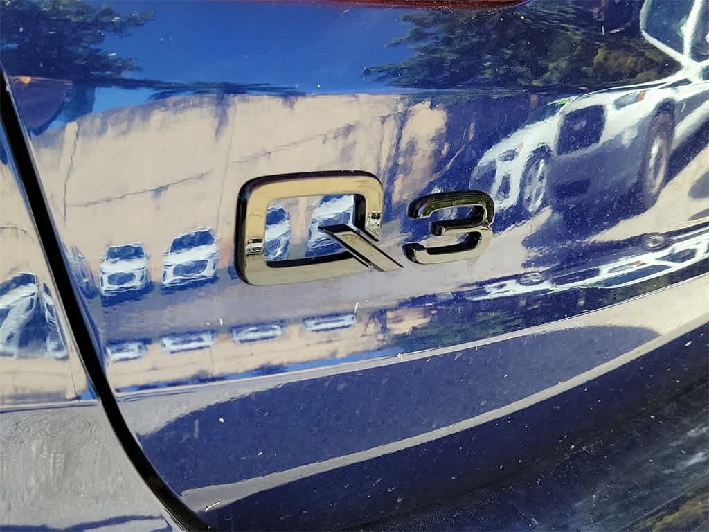 Thumbnail: 2025 Audi Q3 - 15