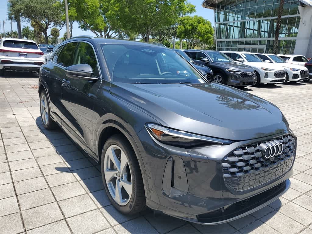 Thumbnail: 2025 Audi Q5 - 14