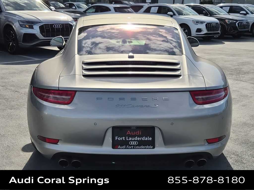 Thumbnail: 2012 Porsche 911 - 5
