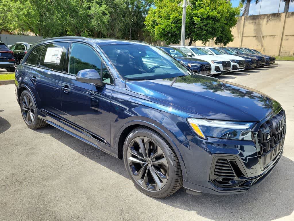 Thumbnail: 2026 Audi Q7 - 14