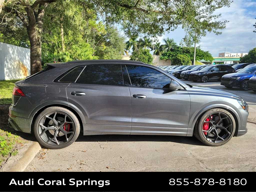 Thumbnail: 2025 Audi RS Q8 - 20