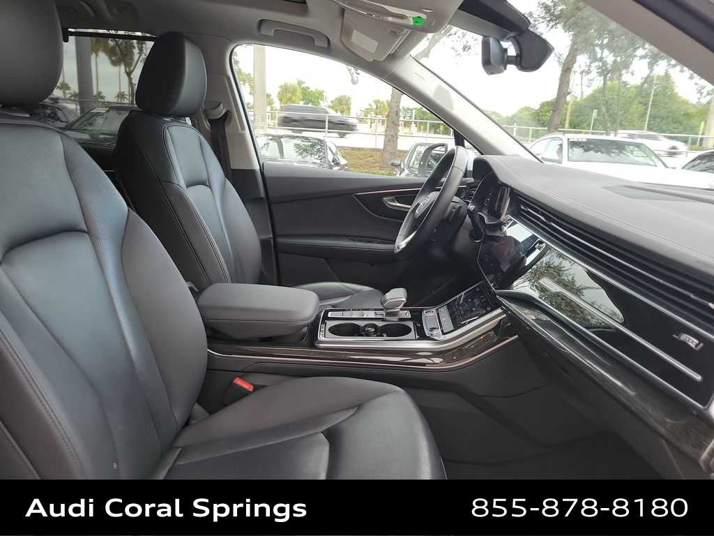 Thumbnail: 2023 Audi Q7 - 22