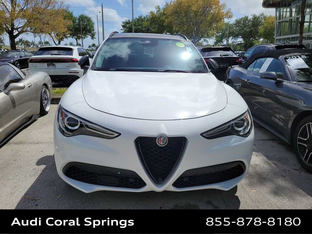 Thumbnail: 2019 Alfa Romeo Stelvio - 6