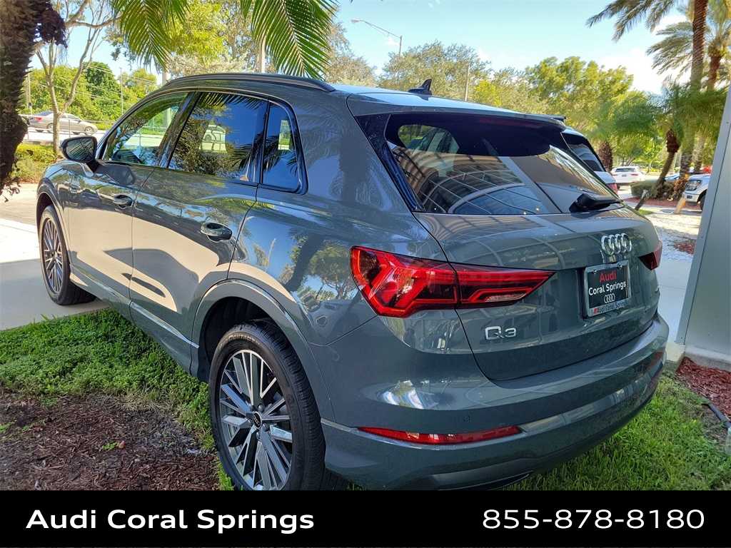 Thumbnail: 2024 Audi Q3 - 3