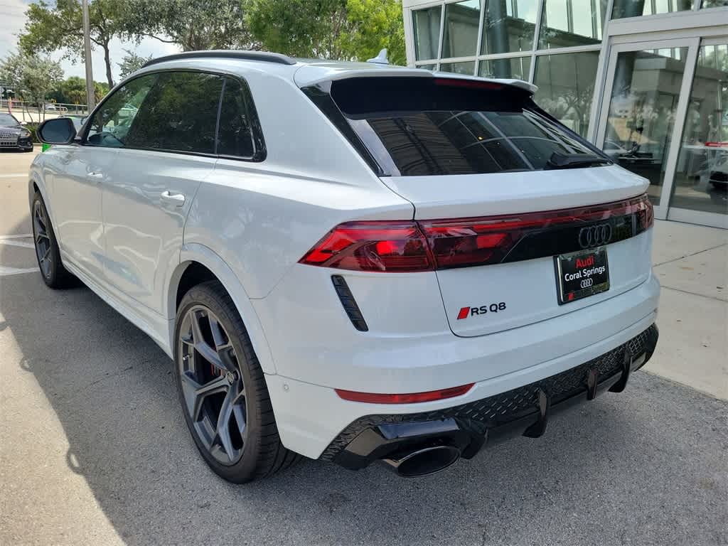 Thumbnail: 2025 Audi RS Q8 - 6
