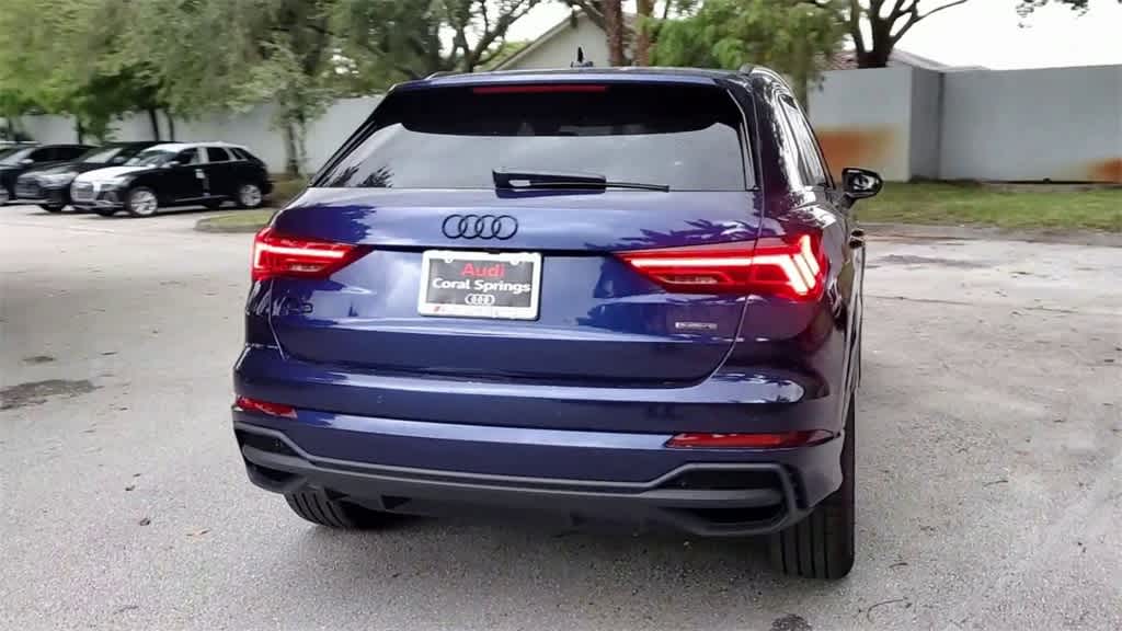 Thumbnail: 2025 Audi Q3 - 7