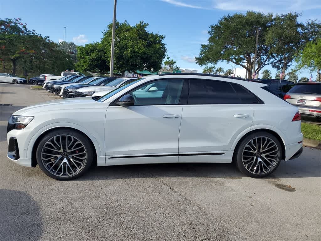 Thumbnail: 2025 Audi SQ8 - 3