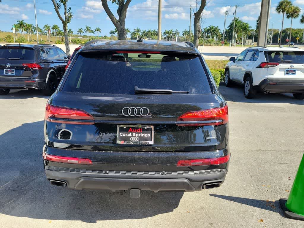 Thumbnail: 2026 Audi Q7 - 7