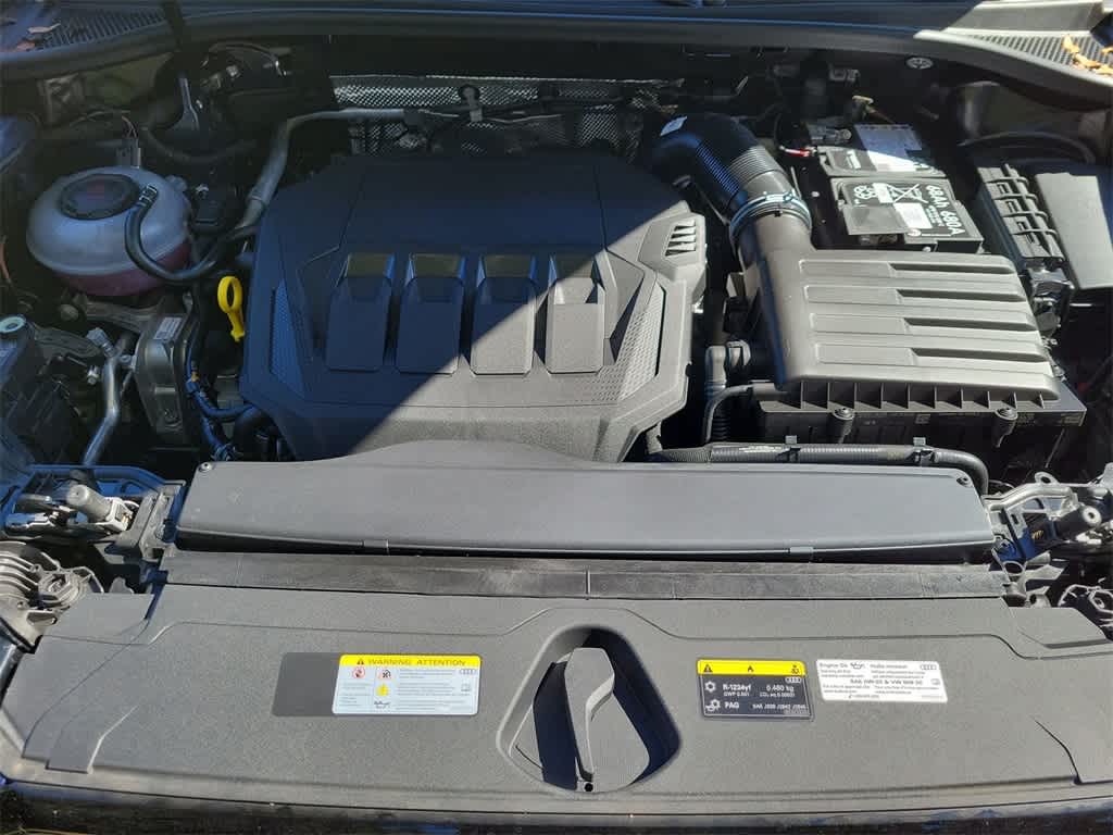 Thumbnail: 2025 Audi Q3 - 17