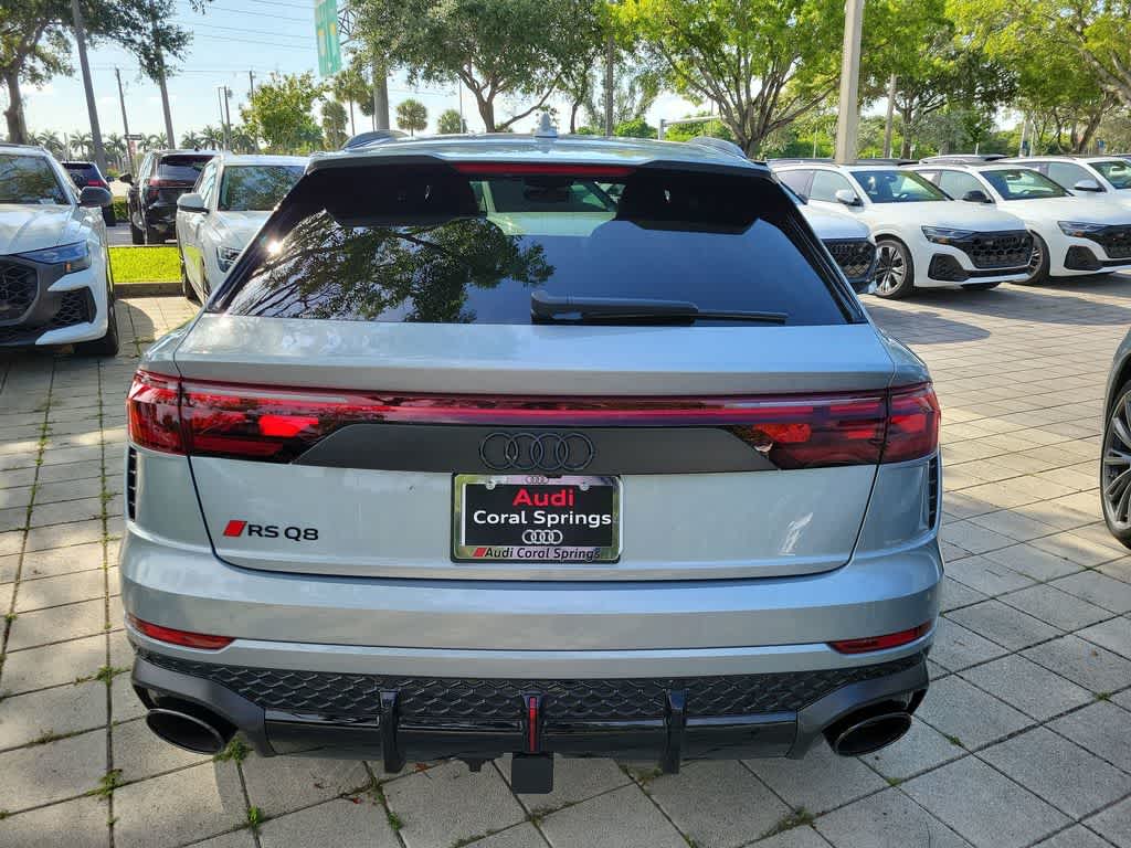 Thumbnail: 2026 Audi RS Q8 - 5