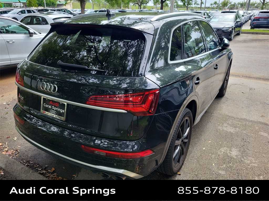 Thumbnail: 2022 Audi SQ5 - 14