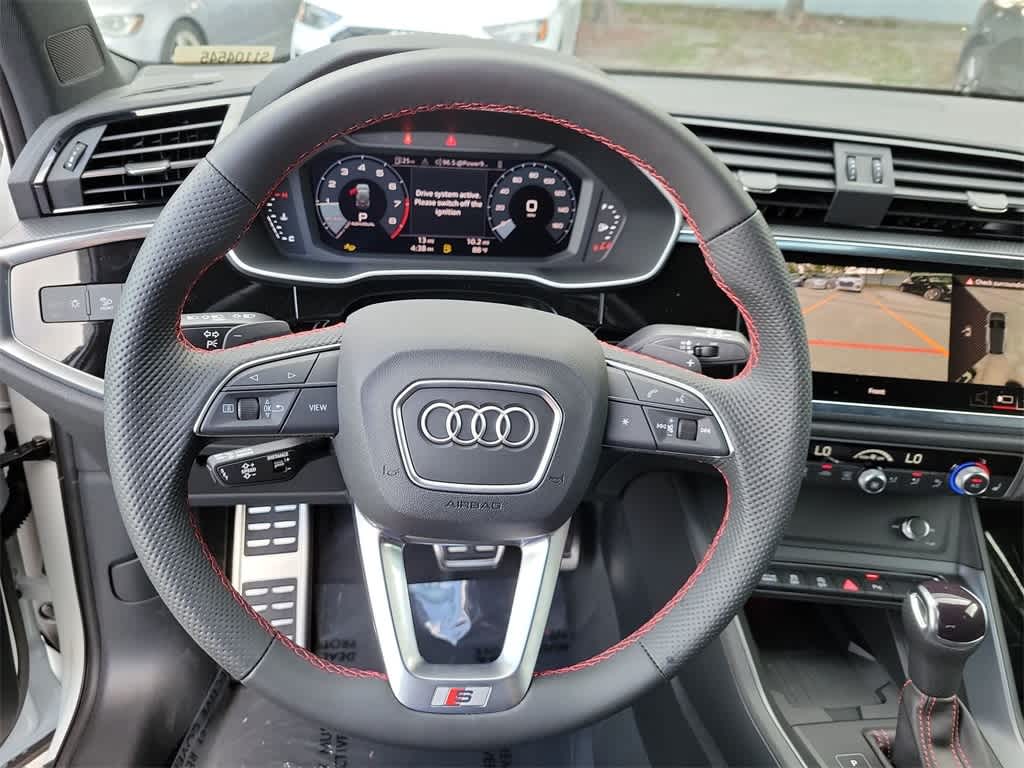 Thumbnail: 2025 Audi Q3 - 23