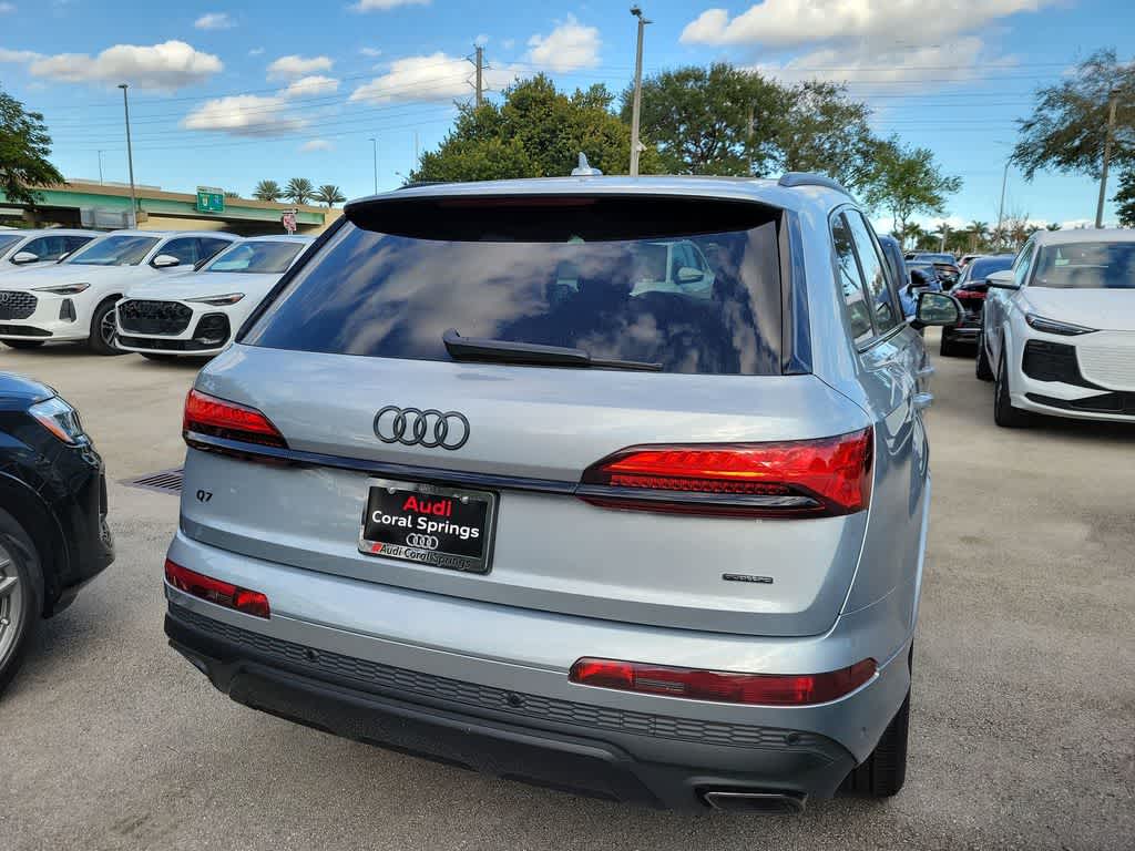 Thumbnail: 2026 Audi Q7 - 4