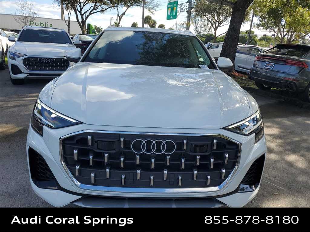 Thumbnail: 2025 Audi Q8 - 3
