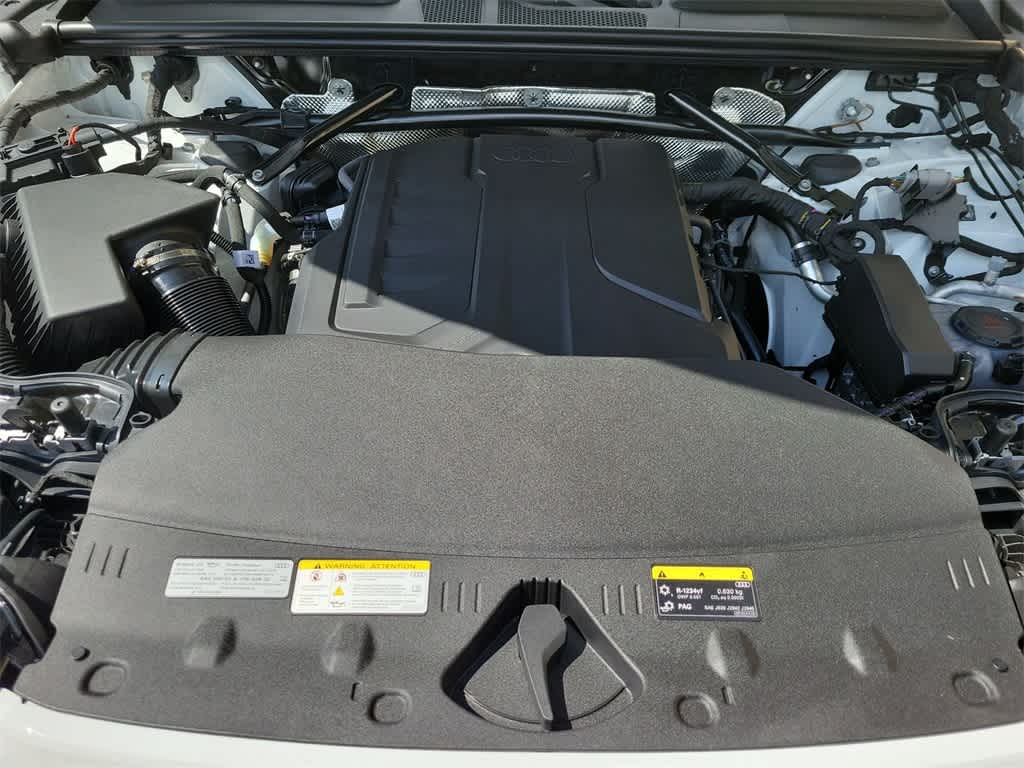 Thumbnail: 2025 Audi Q5 - 17