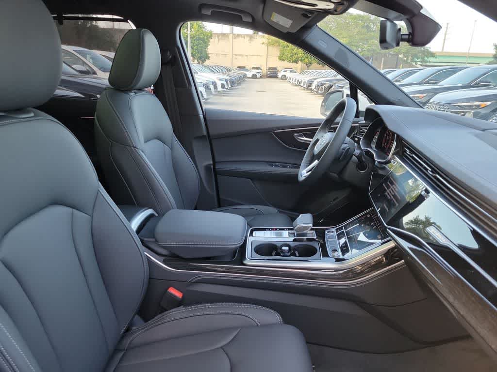 Thumbnail: 2026 Audi Q7 - 22