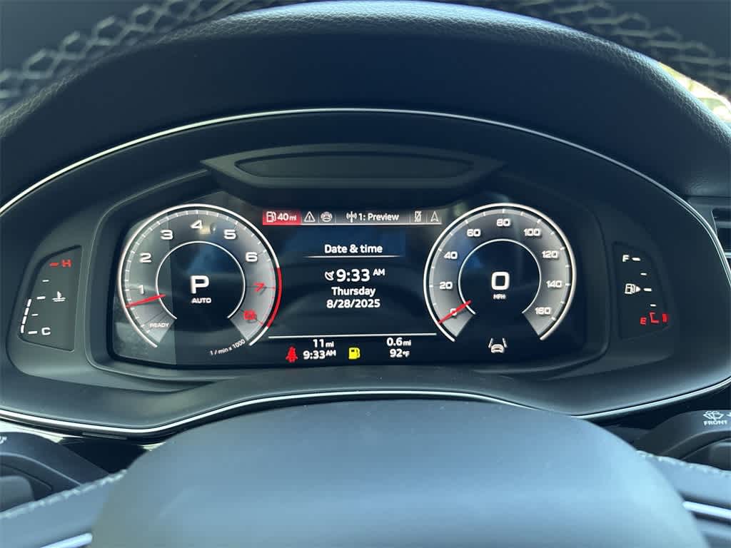 Thumbnail: 2025 Audi Q8 - 32