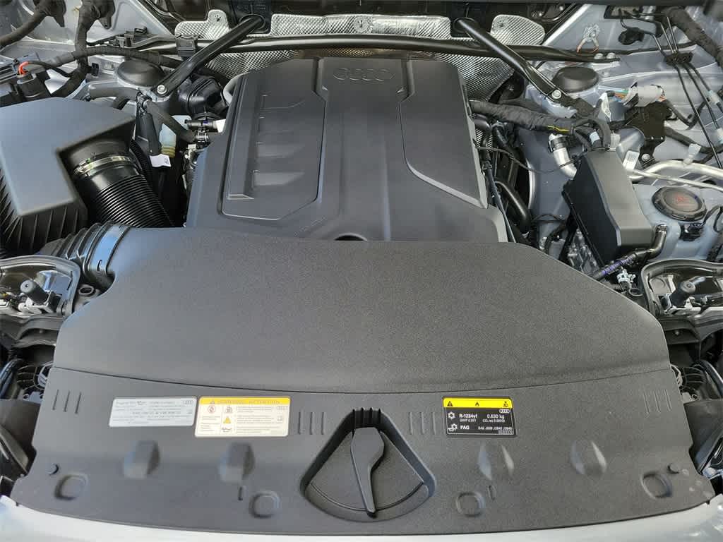 Thumbnail: 2025 Audi Q5 - 17