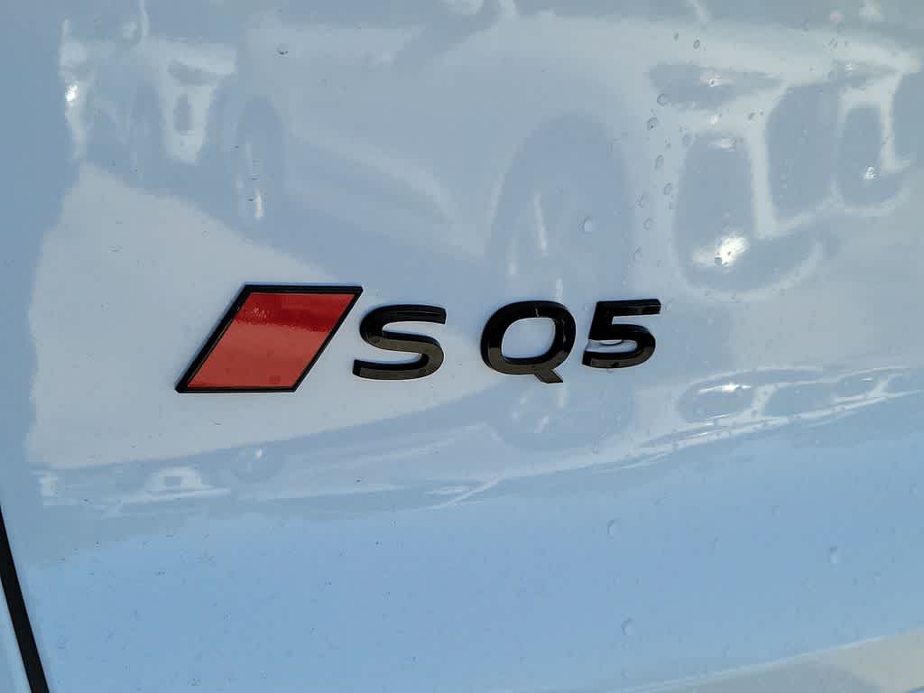 Thumbnail: 2026 Audi SQ5 - 7