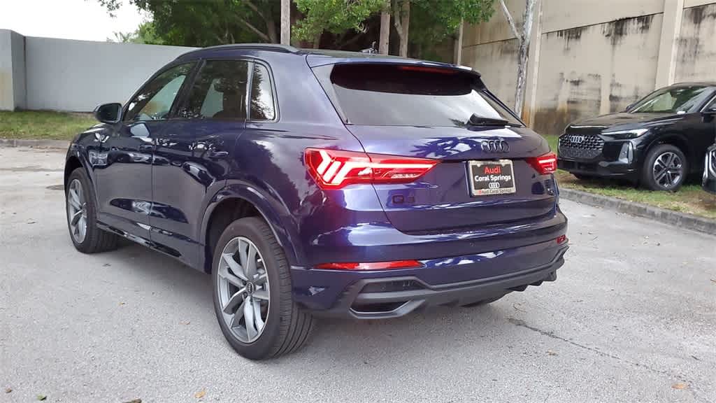 Thumbnail: 2025 Audi Q3 - 12